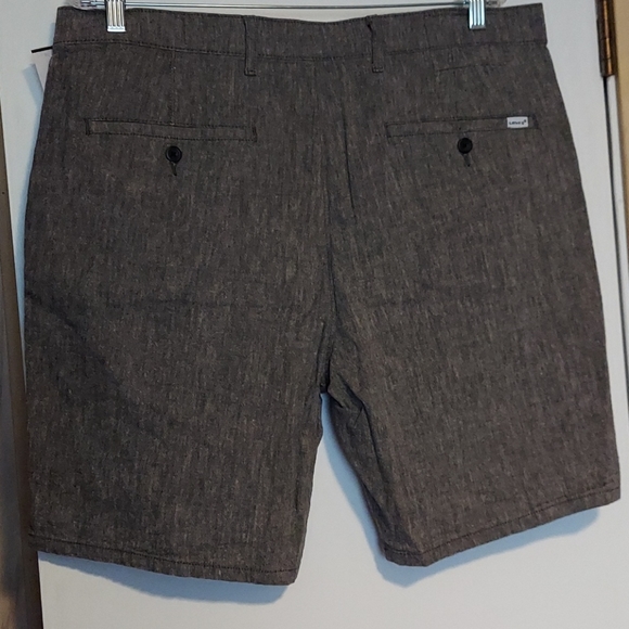 Men's Levi's Chino shorts - Picture 6 of 7